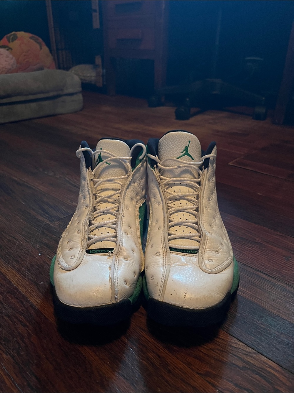 Jordan Men's White & Green Retro Basketball Sneakers